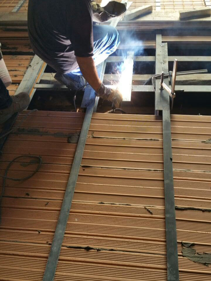 Consolidamento pavimentazione preparazione