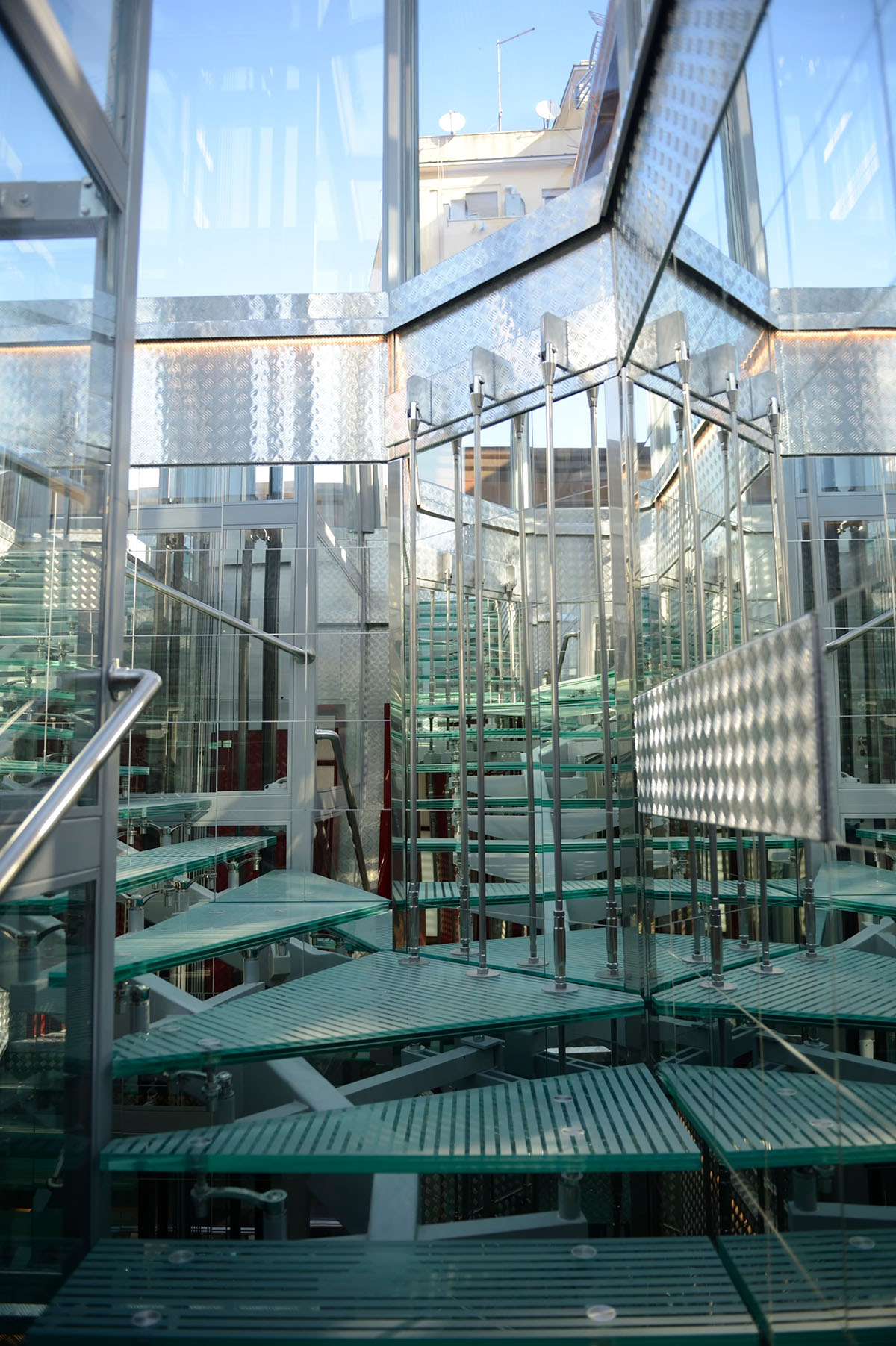 Ristrutturazione attivita commerciale scale