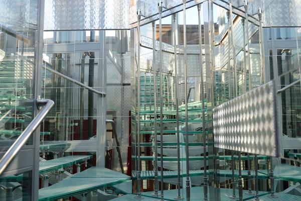 Ristrutturazione attivita commerciale scale